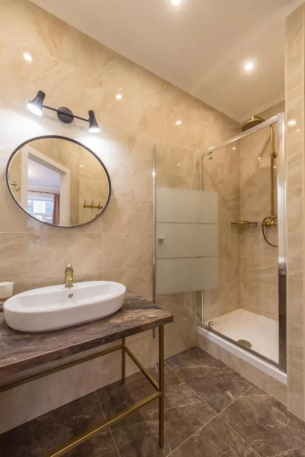 Design Apartment On Mykhailivskyi Ln. 4 Kiev